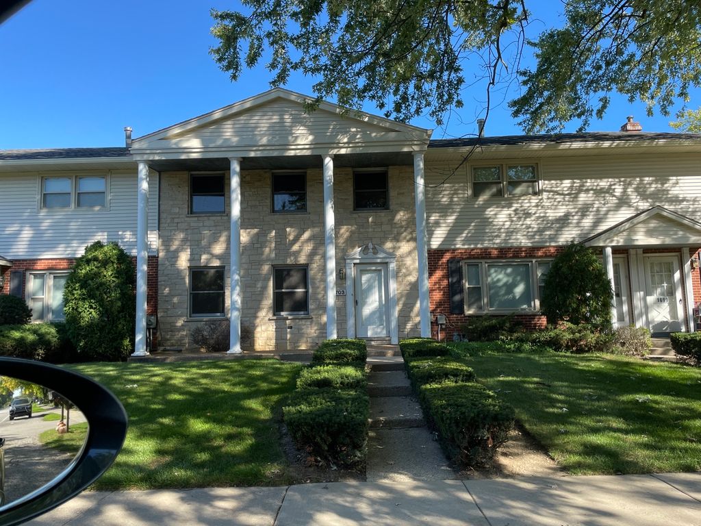 1703 Winnetka Road, Northfield, IL 60093