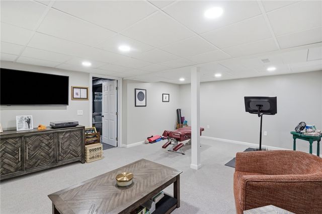 36 Mary Beth Drive, Warwick, RI 02886