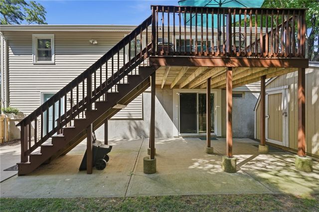 36 Mary Beth Drive, Warwick, RI 02886