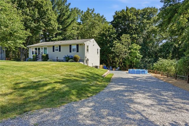 36 Mary Beth Drive, Warwick, RI 02886