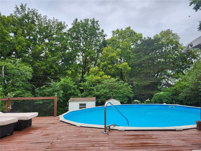 1358 S Delaware Avenue, Independence, MO 64055