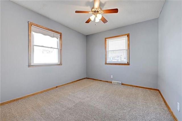 1358 S Delaware Avenue, Independence, MO 64055