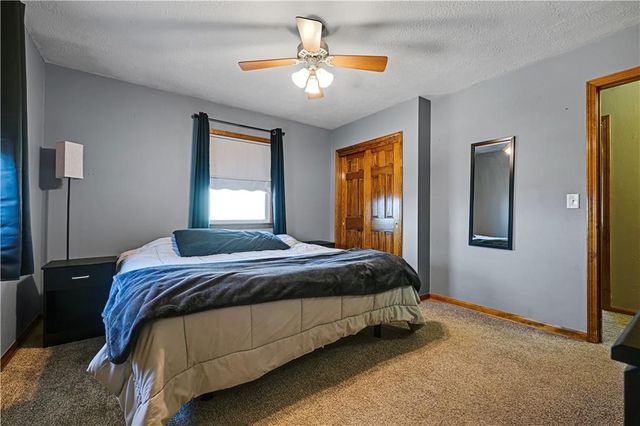 1358 S Delaware Avenue, Independence, MO 64055