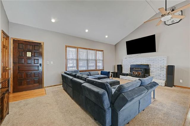 1358 S Delaware Avenue, Independence, MO 64055