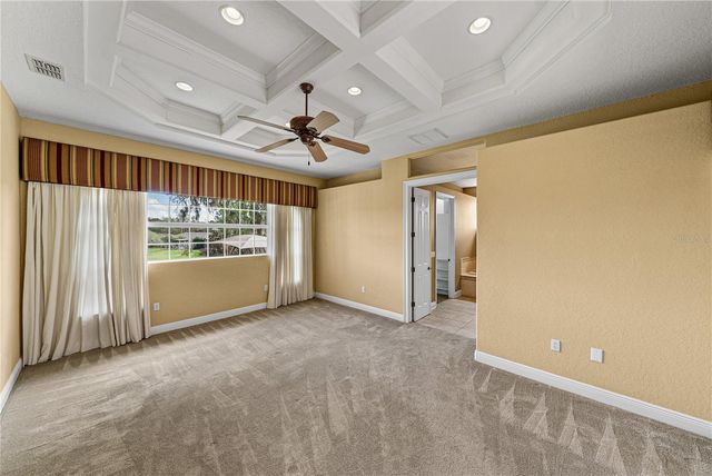 12231 WOODLANDS CIRCLE, Dade City, FL 33525