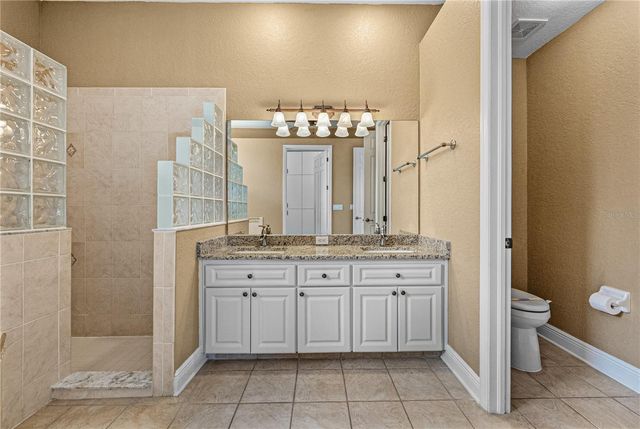 12231 WOODLANDS CIRCLE, Dade City, FL 33525