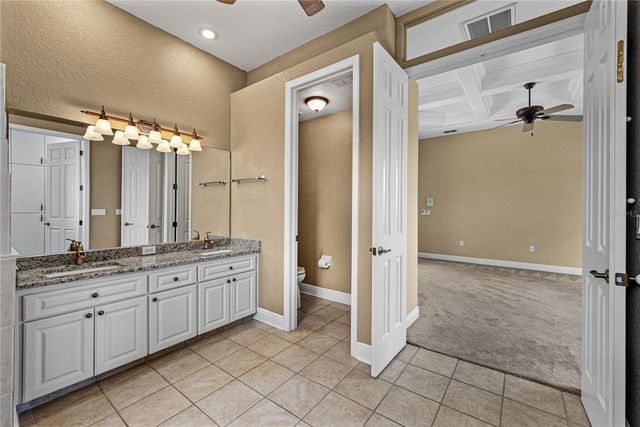 12231 WOODLANDS CIRCLE, Dade City, FL 33525