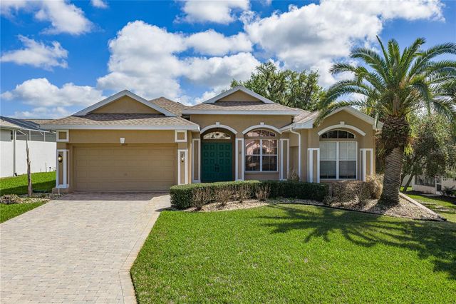 12231 WOODLANDS CIRCLE, Dade City, FL 33525