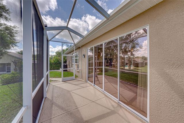 12231 WOODLANDS CIRCLE, Dade City, FL 33525