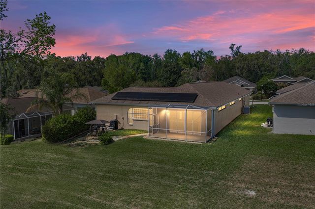 12231 WOODLANDS CIRCLE, Dade City, FL 33525