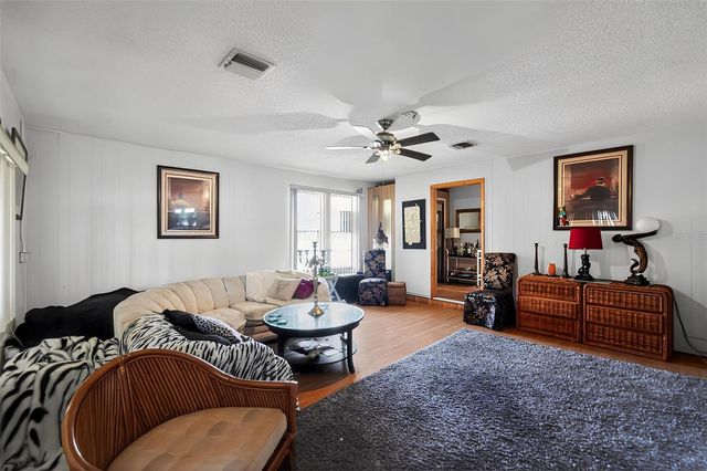 1803 S WILKINS AVENUE, Plant City, FL 33563