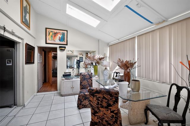 1803 S WILKINS AVENUE, Plant City, FL 33563