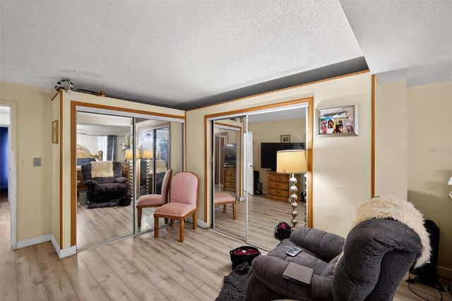 1803 S WILKINS AVENUE, Plant City, FL 33563