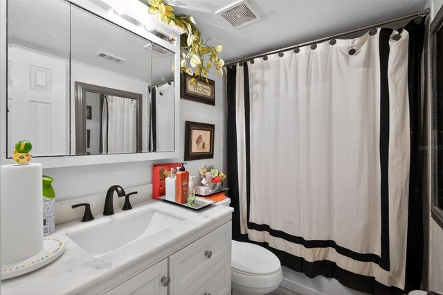 1803 S WILKINS AVENUE, Plant City, FL 33563