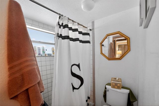 1803 S WILKINS AVENUE, Plant City, FL 33563