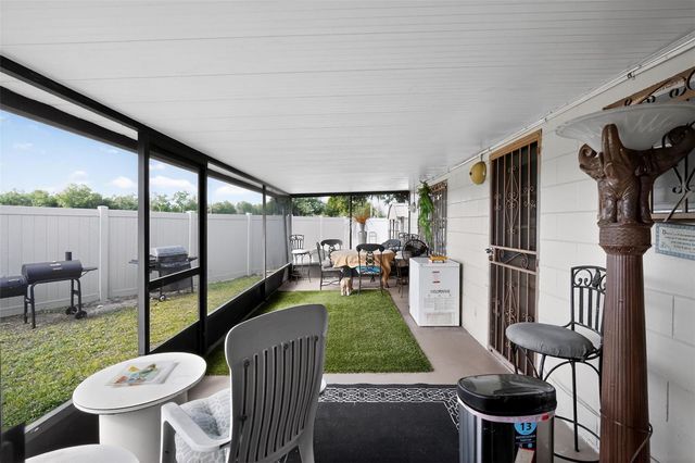 1803 S WILKINS AVENUE, Plant City, FL 33563