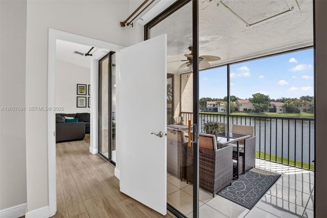 10661 NW 14th Street 248, Plantation, FL 33322