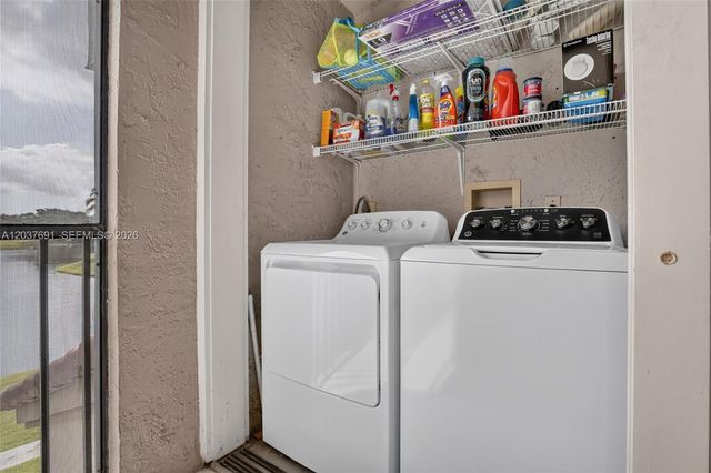 10661 NW 14th Street 248, Plantation, FL 33322