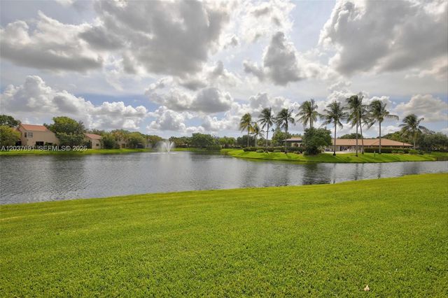 10661 NW 14th Street 248, Plantation, FL 33322
