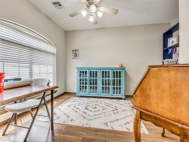 9085 Driftwood Court, Edmond, OK 73034