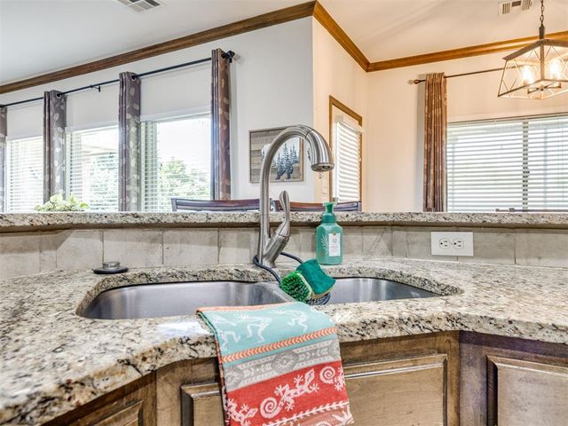 9085 Driftwood Court, Edmond, OK 73034