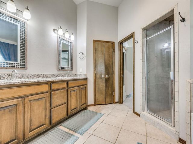 9085 Driftwood Court, Edmond, OK 73034