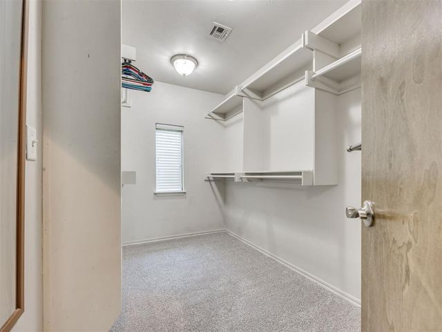 9085 Driftwood Court, Edmond, OK 73034