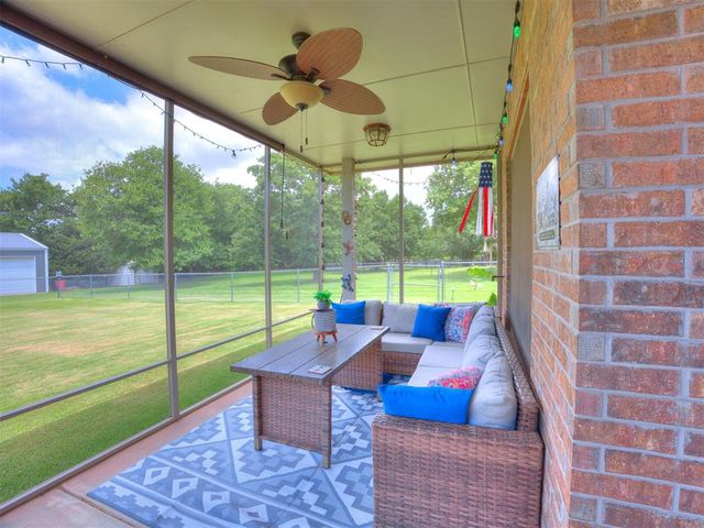 9085 Driftwood Court, Edmond, OK 73034