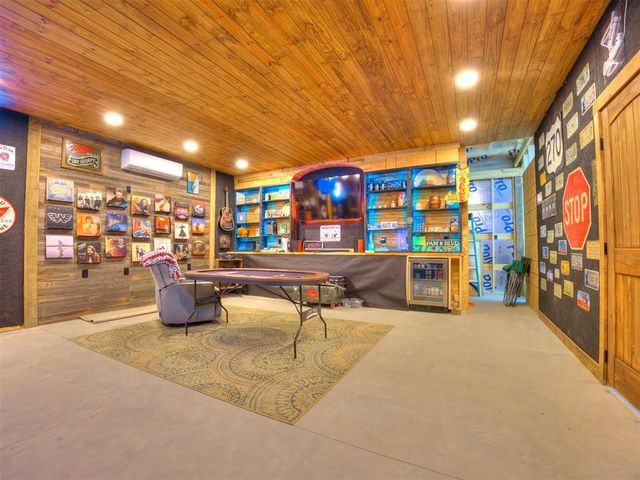 9085 Driftwood Court, Edmond, OK 73034