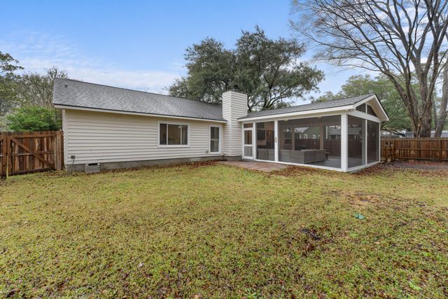 1121 Yorktown Court, Mount Pleasant, SC 29464