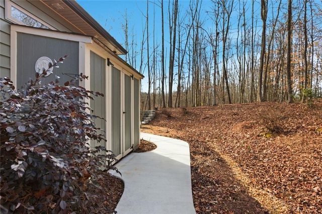 7671 Fern Lane, Lula, GA 30554