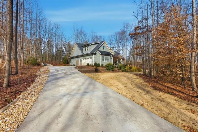 7671 Fern Lane, Lula, GA 30554