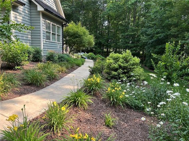 7671 Fern Lane, Lula, GA 30554