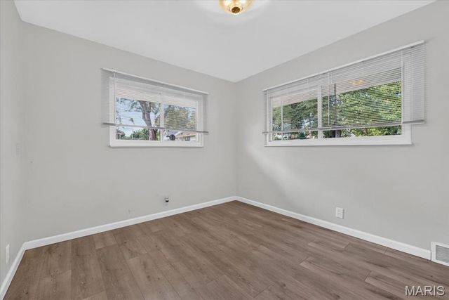 9091 Patrick Drive, St John, MO 63114