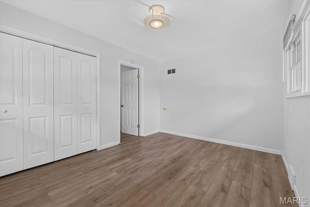 9091 Patrick Drive, St John, MO 63114