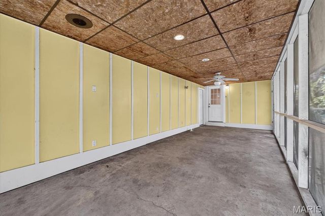 9091 Patrick Drive, St John, MO 63114
