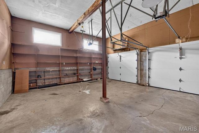 9091 Patrick Drive, St John, MO 63114