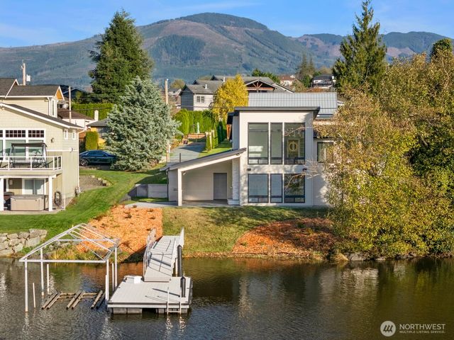 17144 Lake View Boulevard, Mount Vernon, WA 98274
