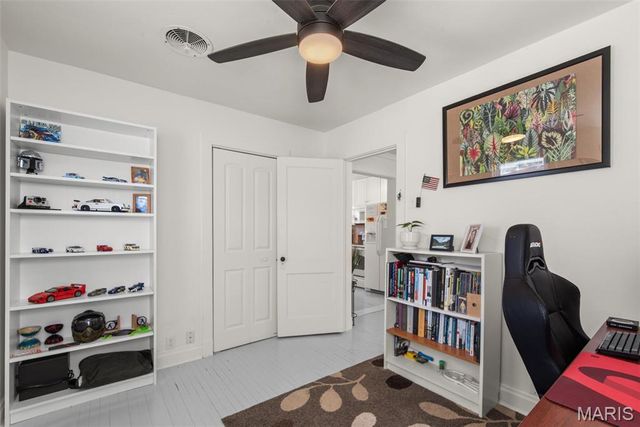 11945 Lillian Avenue, Des Peres, MO 63131