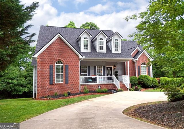 210 Longview Drive W, Blairsville, GA 30512
