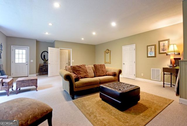 210 Longview Drive W, Blairsville, GA 30512