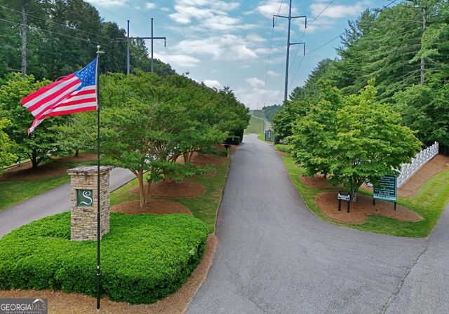 210 Longview Drive W, Blairsville, GA 30512