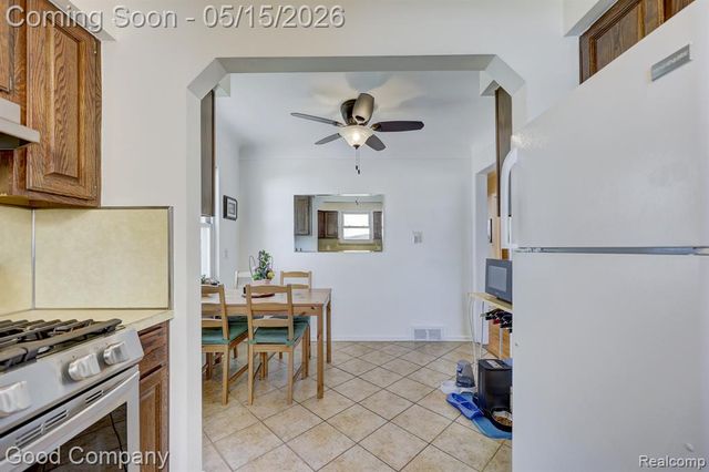 14220 Lincoln Street, Oak Park, MI 48237