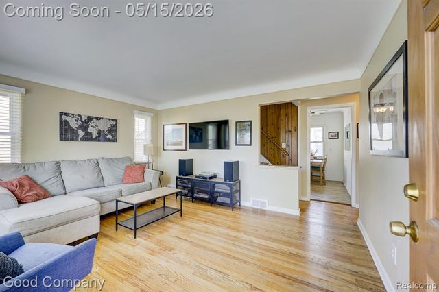 14220 Lincoln Street, Oak Park, MI 48237