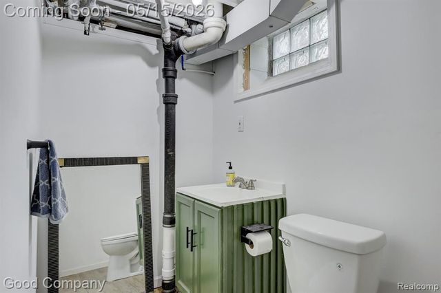 14220 Lincoln Street, Oak Park, MI 48237
