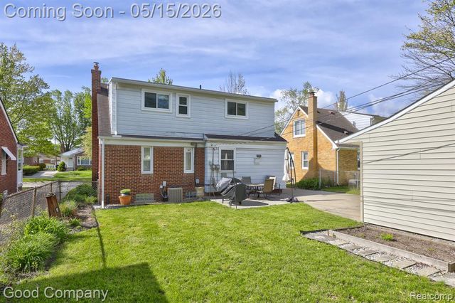 14220 Lincoln Street, Oak Park, MI 48237