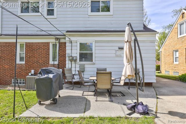 14220 Lincoln Street, Oak Park, MI 48237