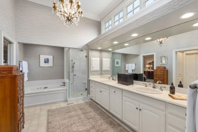 9120 E AUTUMN CHASE ST, Wichita, KS 67206