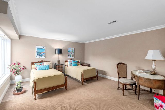 9120 E AUTUMN CHASE ST, Wichita, KS 67206