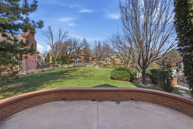 9120 E AUTUMN CHASE ST, Wichita, KS 67206